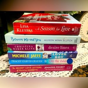 Lot of 6 Books Thriller Romance Mass Market Paperback Books